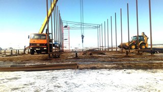 Аренда экскаватора погрузчика с ямобуром в Миасс цена от 1568 руб